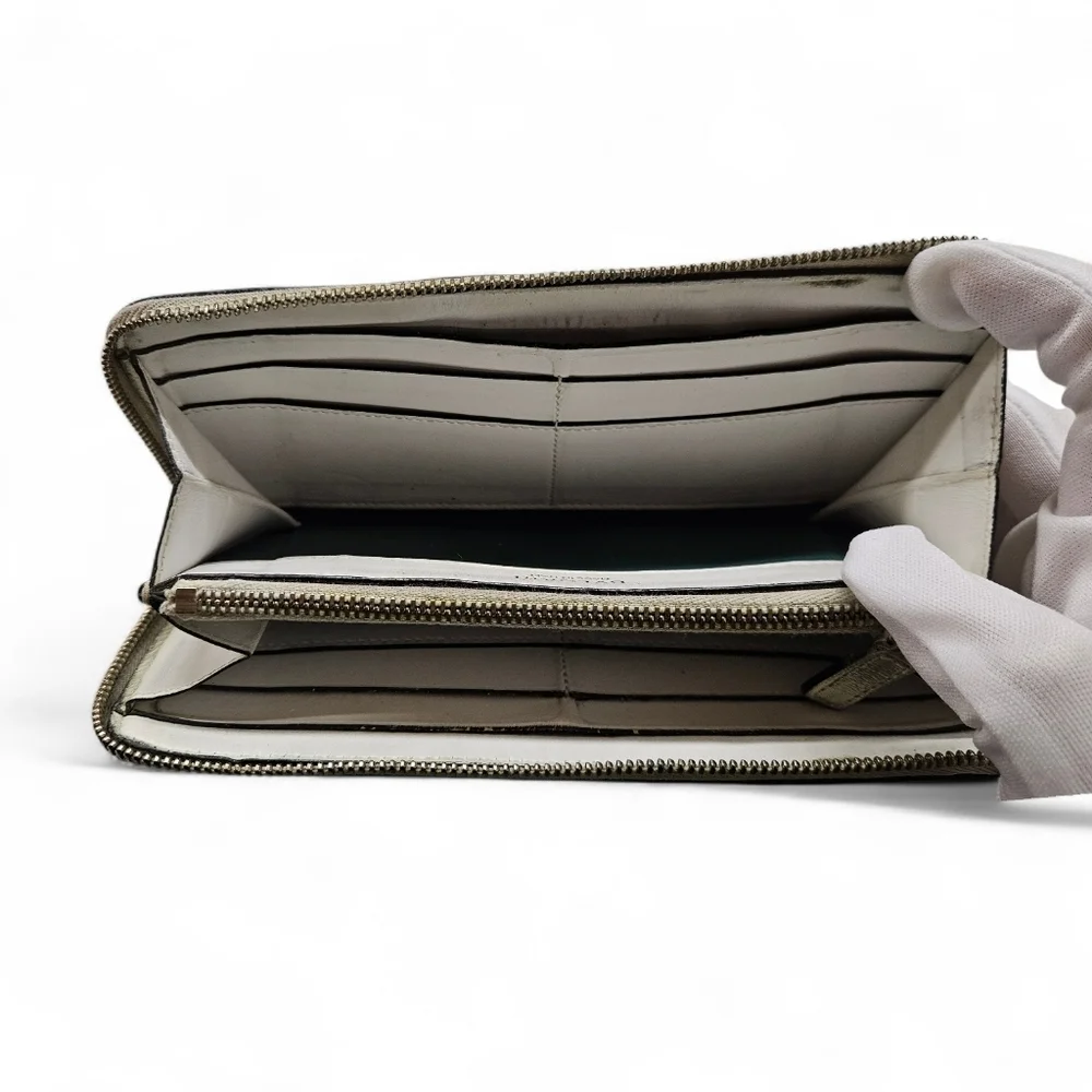 Bvlgari Zippered Seepento Wallet In Cream And Gold